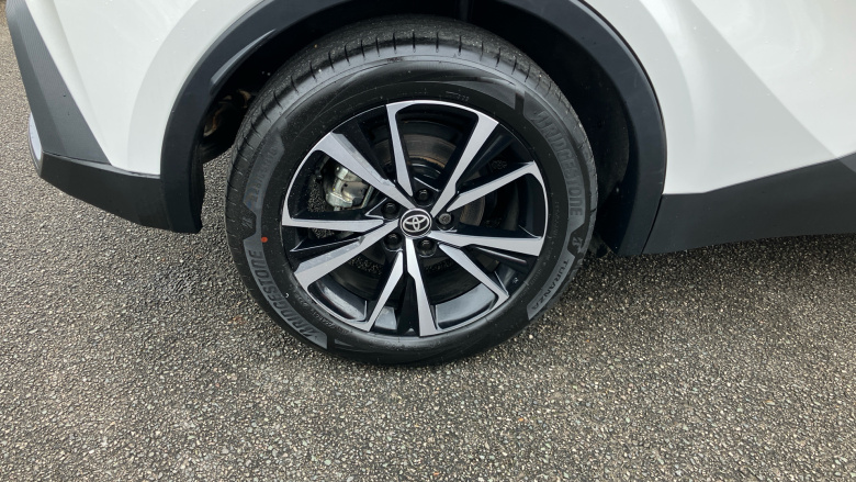 Toyota C-HR 2.0 PHEV Design 5dr CVT Hatchback